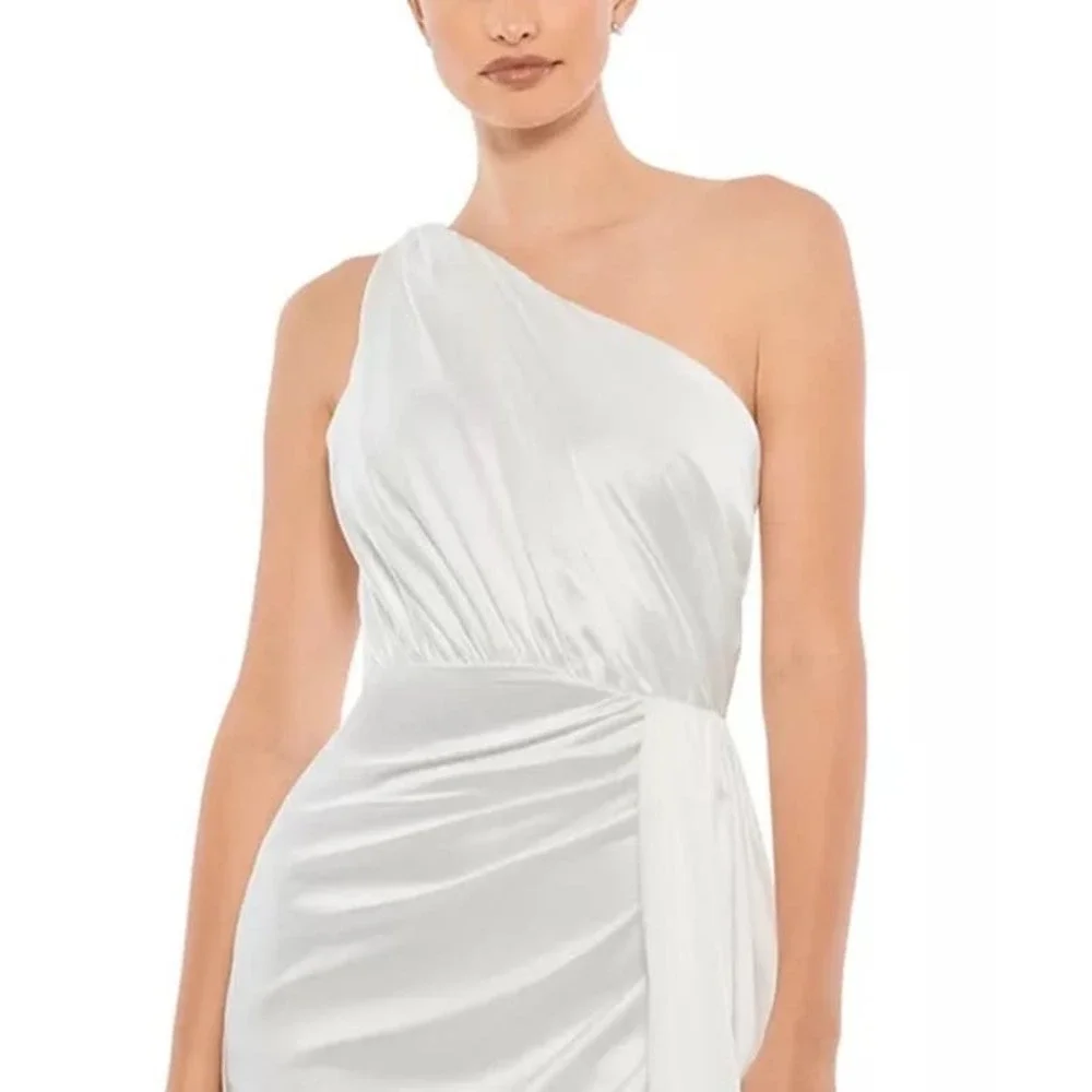 MAC DUGGAL Ieena Draped One Shoulder Satin Gown Size 14 26654 $398 - Picture 2 of 11